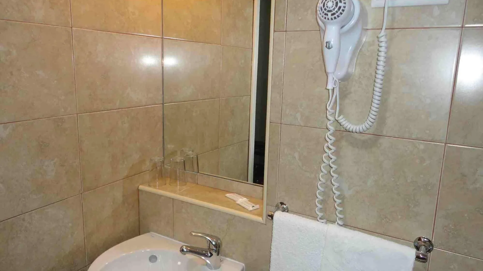 Hotel Domus Coimbra 0*,